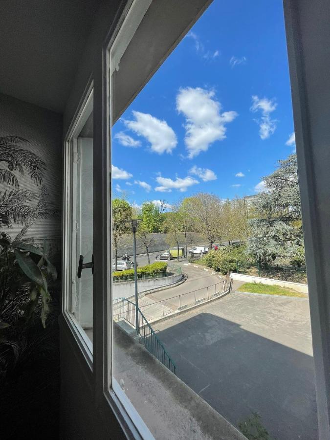 Charming Parisian Home Away From Home In The Heart Of Paris Exteriör bild